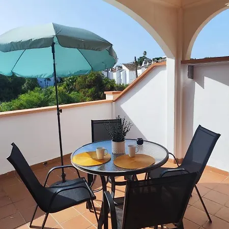 Adosado Con Piscina