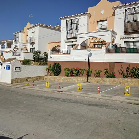 Apartman Adosado Con Piscina Nerja