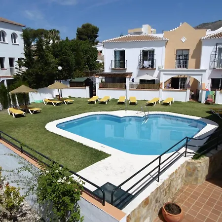 Adosado Con Piscina Διαμέρισμα Nerja